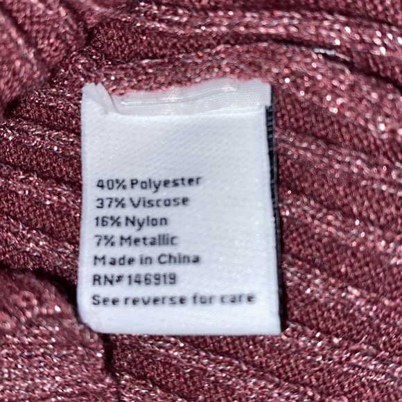 Nine West shimmer metallic crewneck ribbed fitted sweater rose pink medium - Picture 8 of 10